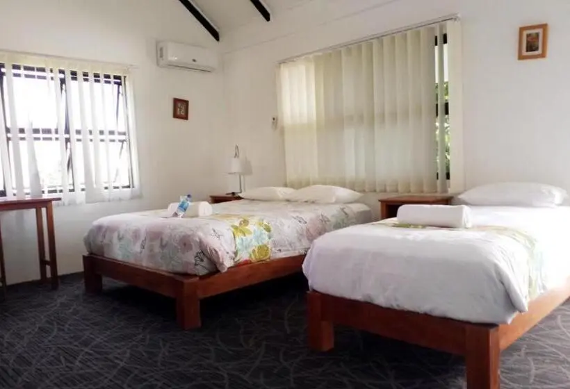 اتاق لوکس, Island Accommodation Suva Premier Hospitality
