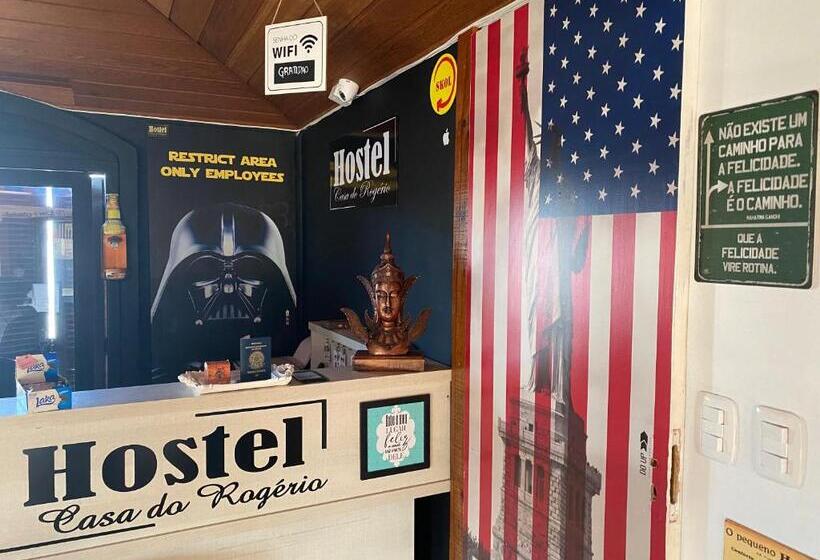 经济四人间 - 带共用浴室, Casa Do Rogério Hostel