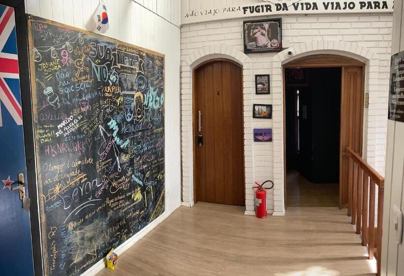 家庭房间共用浴室, Casa Do Rogério Hostel