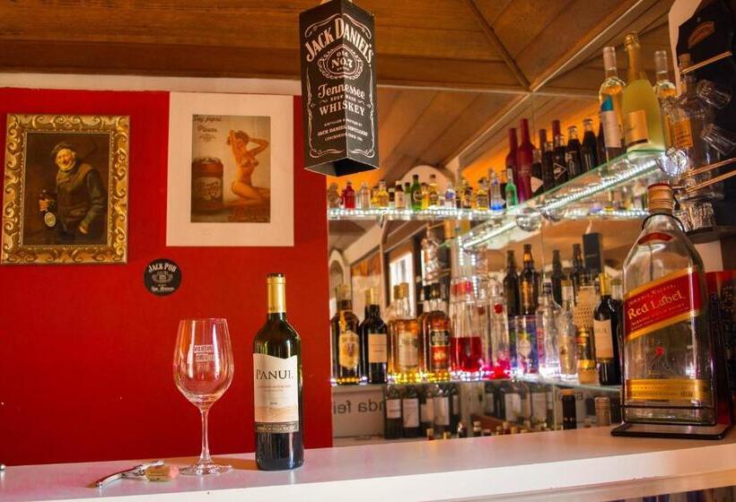 共用房间的床, Casa Do Rogério Hostel