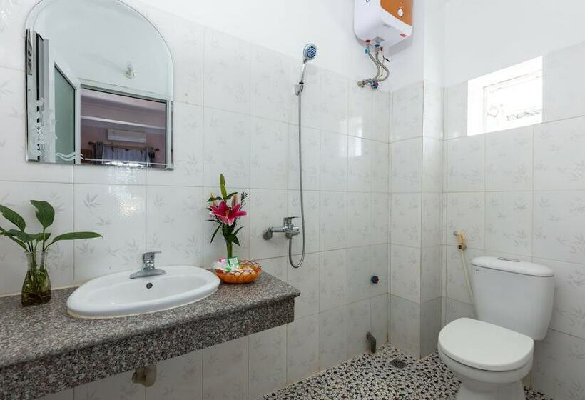 اتاق سوپریور یک تخته, Airport Hotel Hanoi Convenient & Friendly