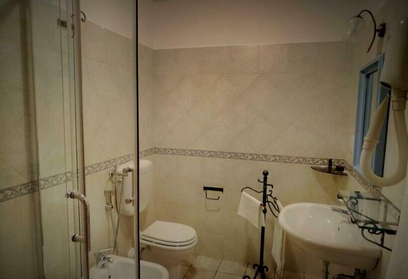 标准间, Albergo   Ristorante Il Tino