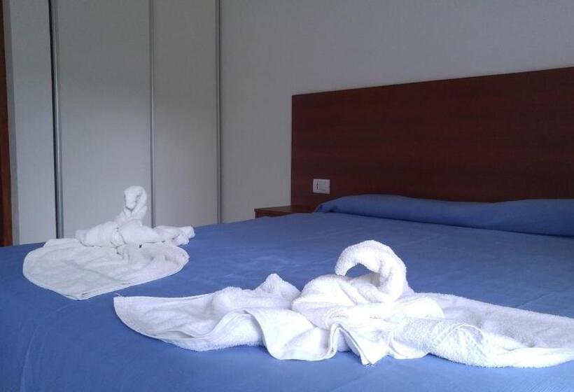 豪华园景房, El Faro