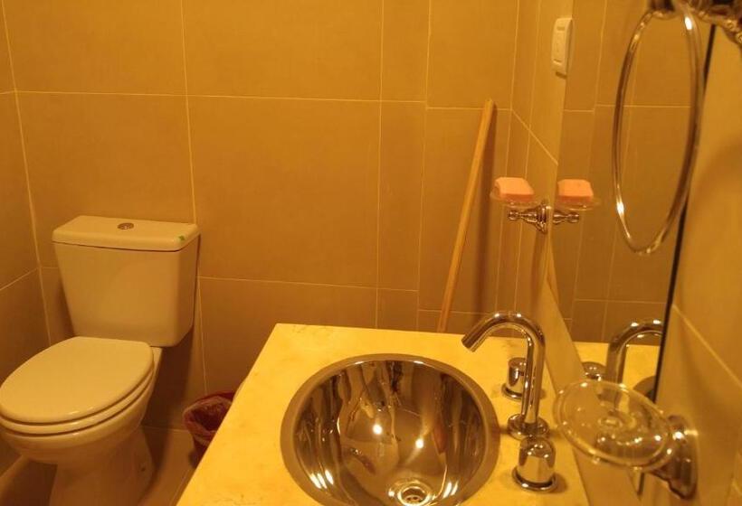 豪华园景房, El Faro