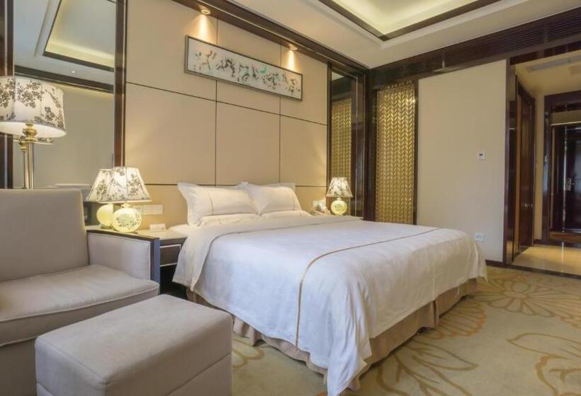 デラックスルーム, Jin-tai Holiday