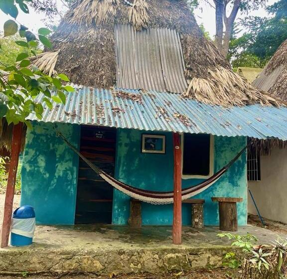 اتاق استاندارد با سرویس بهداشتی مشترک, Mon Ami