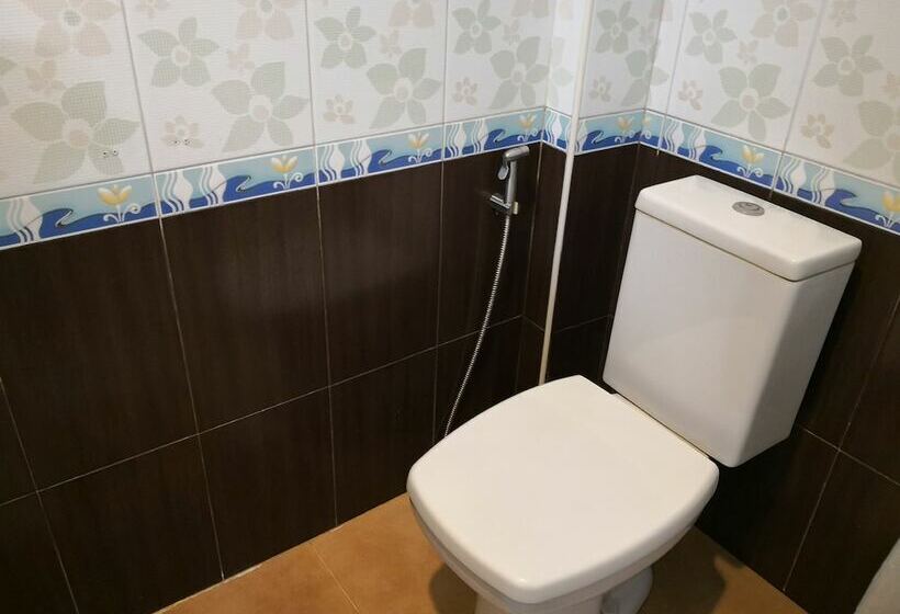 חדר סטנדרט, Phadaeng