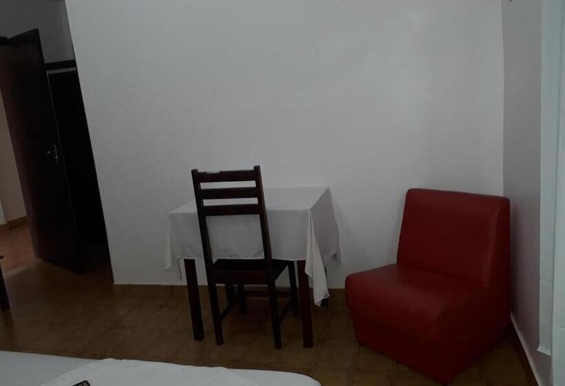 디럭스 트리플 룸, Plaza Hotel Marabá