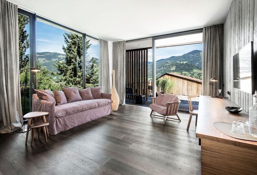 جناح ديلوكس مع إطلالات, Senses Violett Suites   Adults Only