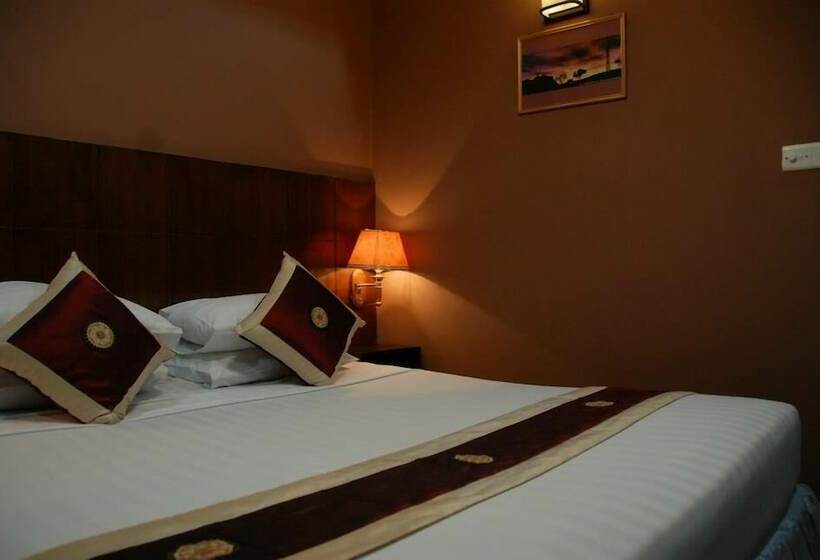 اتاق لوکس, Shwe Gone Daing