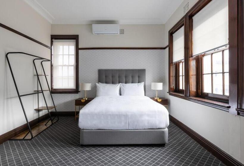 اتاق استاندارد, Southern Cross