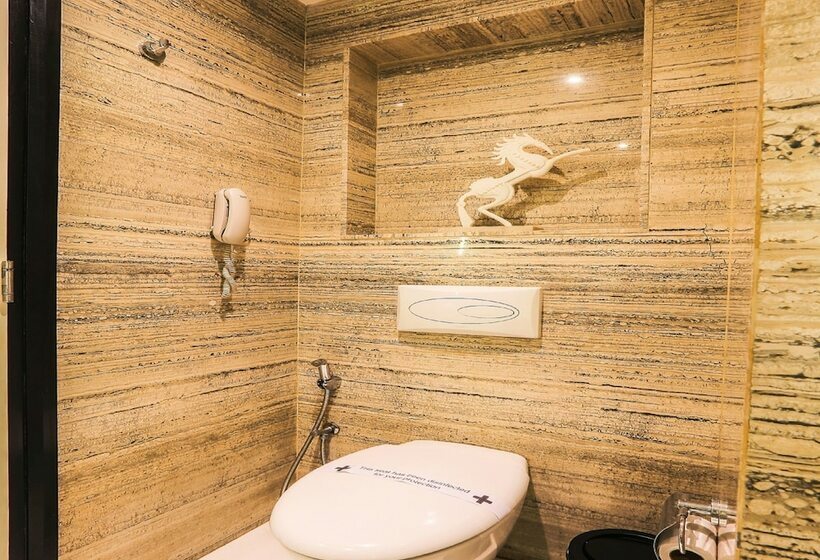 اتاق اجرایی, The Empresa