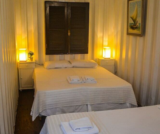 Standaard Driepersoonskamer, Container Eco Suítes