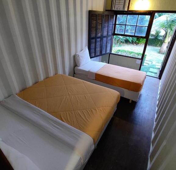 Standaard Driepersoonskamer, Container Eco Suítes