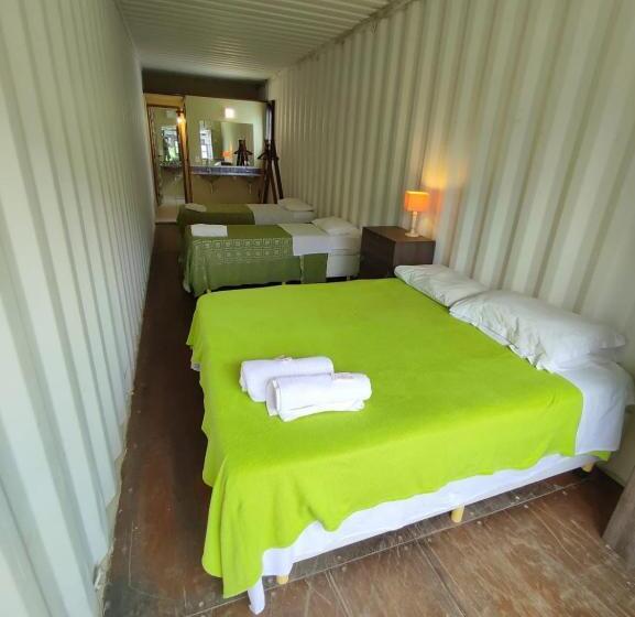 Standaard Vierpersoonskamer, Container Eco Suítes