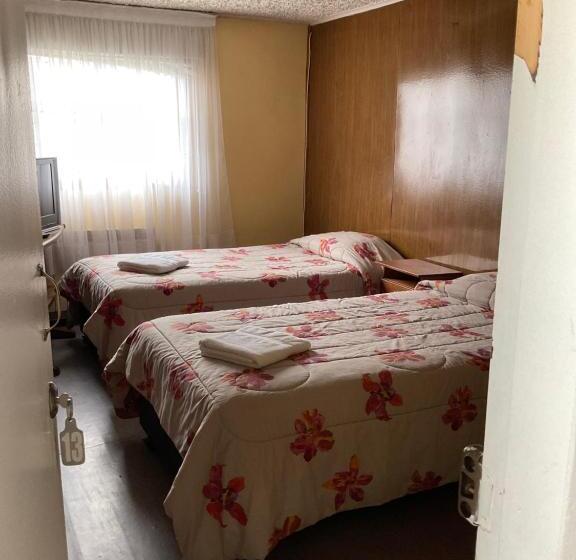 חדר סטנדרט חדר אמבטיה משותף, Hostal Balmaceda