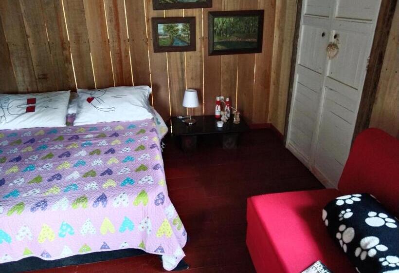 标准工作室带阳台, Tarragona Hostal