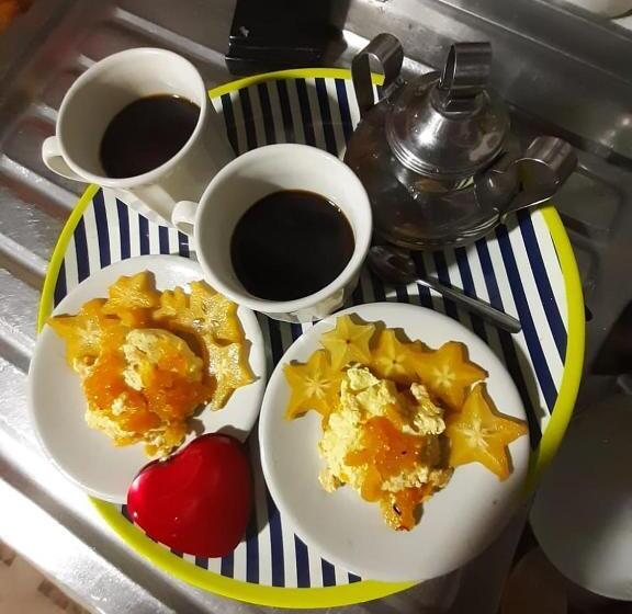 标准工作室带阳台, Tarragona Hostal