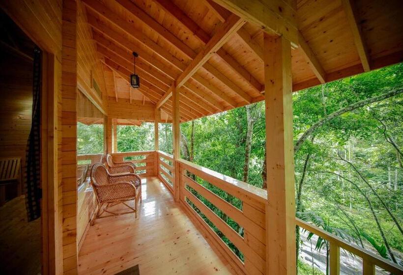 Семейный Номер, Bamboo Creek Resort