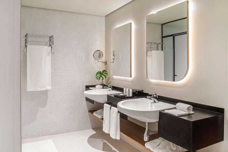 סוויטה, Intour  Jazan