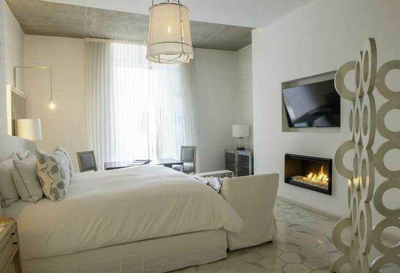 سوئیت پریمیوم, Lotelcasa Arca