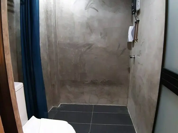 اتاق استاندارد یک نفره, Suite 18 Boutique