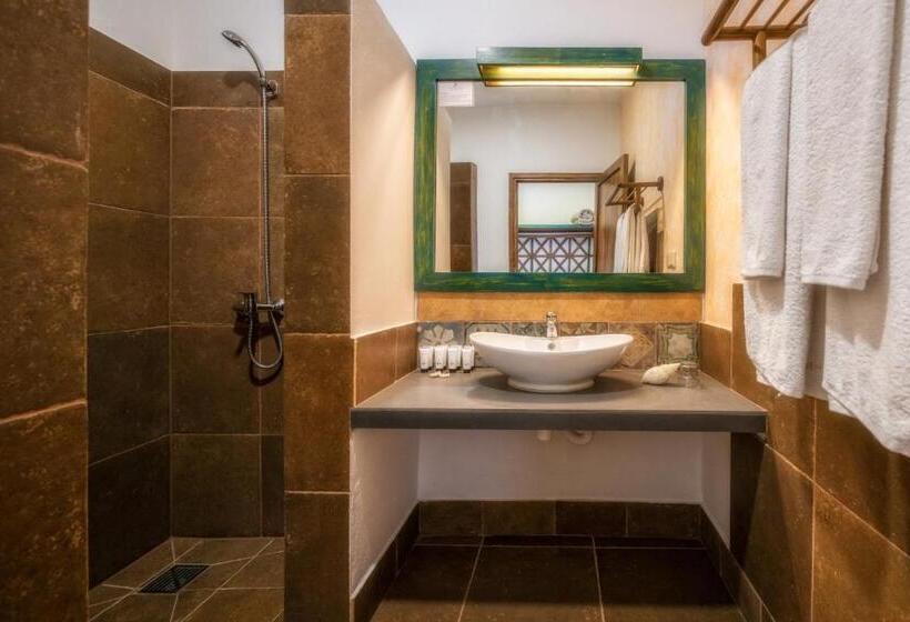 חדר סטנדרט, Zanzibar Queen