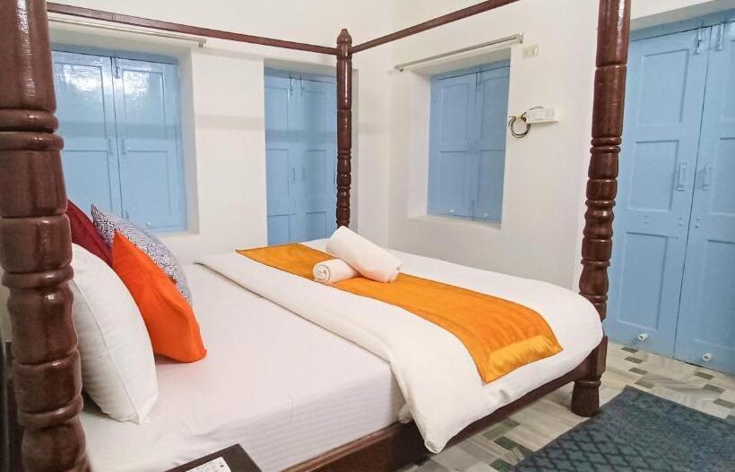 اتاق لوکس با چشمانداز, Jaisalmer Hostel Crowd