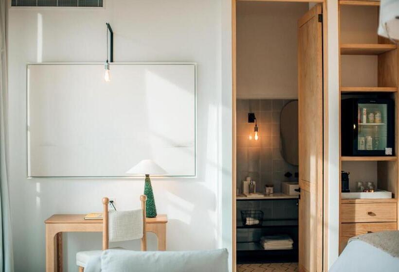 اتاق لوکس, Lotelcasa Arca