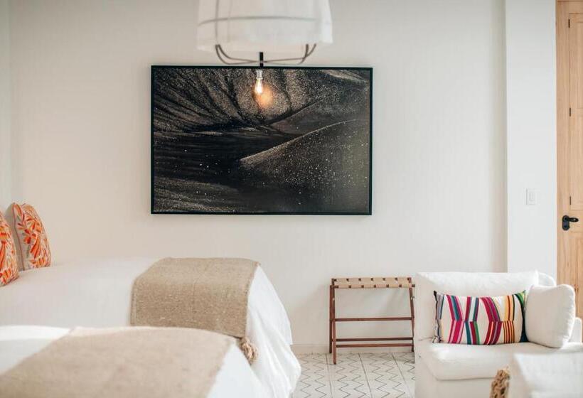 اتاق لوکس, Lotelcasa Arca