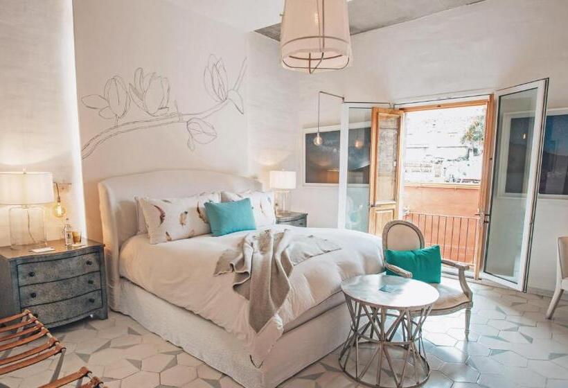 سوئیت با تخت بزرگ, Lotelcasa Arca