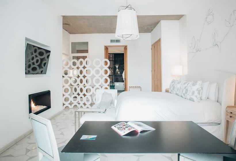 سوئیت پریمیوم, Lotelcasa Arca