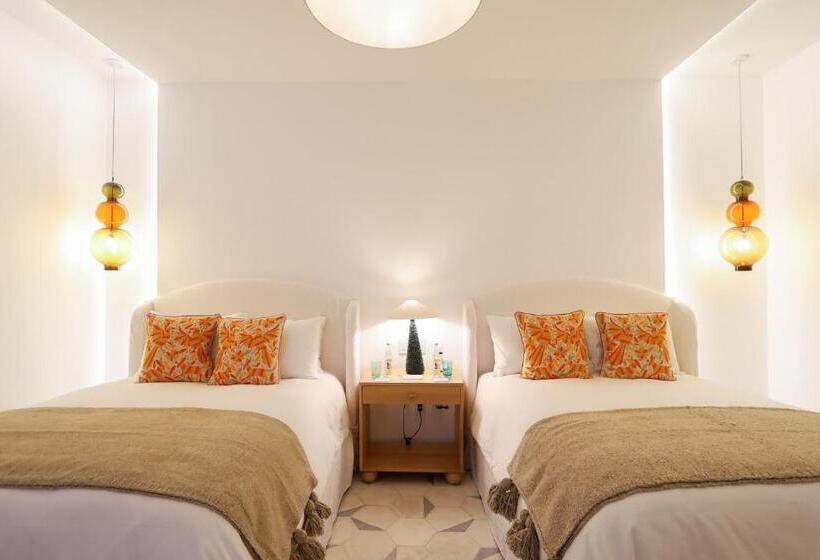 اتاق لوکس, Lotelcasa Arca