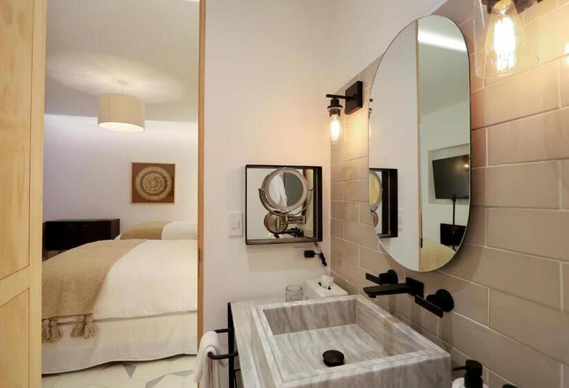 اتاق لوکس, Lotelcasa Arca