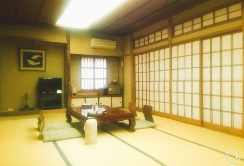 スタンダードルーム, Motoyu Arimaya