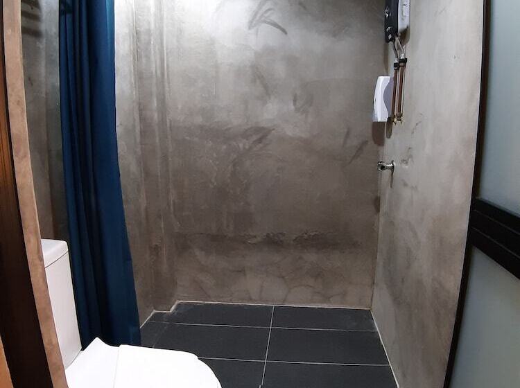 اتاق لوکس, Suite 18 Boutique Hotel   Hostel