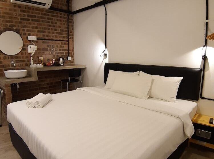 اتاق لوکس, Suite 18 Boutique Hotel   Hostel