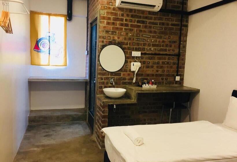 اتاق لوکس, Suite 18 Boutique Hotel   Hostel