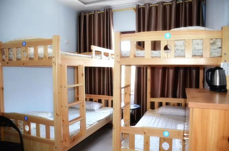 ルームシェアのワンベッド, The Silk Road Travelers Hostel