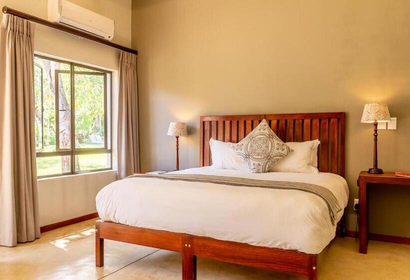 Номер Deluxe Вид на Сад, Hamiltons Lodge & Restaurant