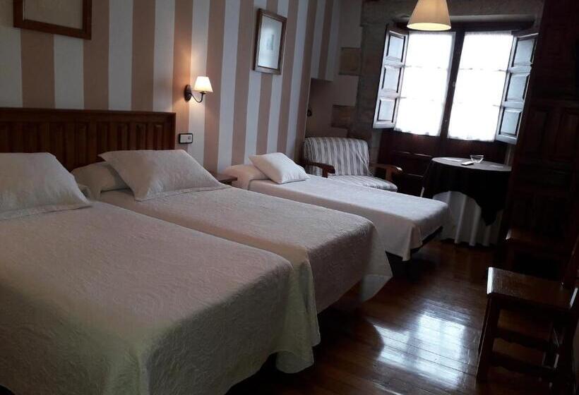 اتاق استاندارد سه نفره, Posada Santa Juliana