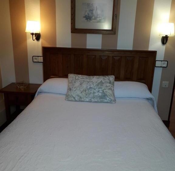 اتاق اکونومی, Posada Santa Juliana