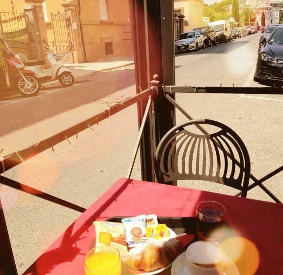 اتاق استاندارد چهار تخته, Bed And Breakfast Sognando Verso La Torre