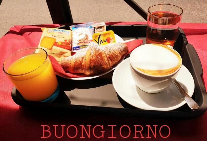 اتاق استاندارد چهار تخته, Bed And Breakfast Sognando Verso La Torre