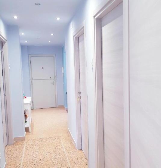 اتاق استاندارد چهار تخته, Bed And Breakfast Sognando Verso La Torre