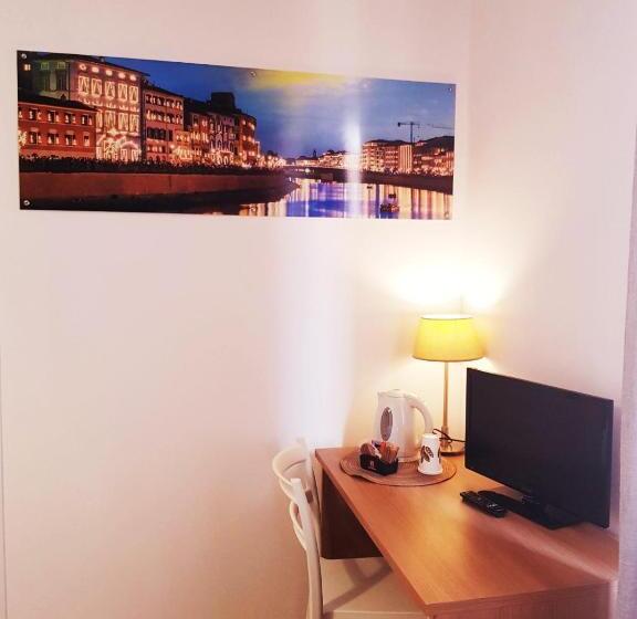 اتاق استاندارد چهار تخته, Bed And Breakfast Sognando Verso La Torre