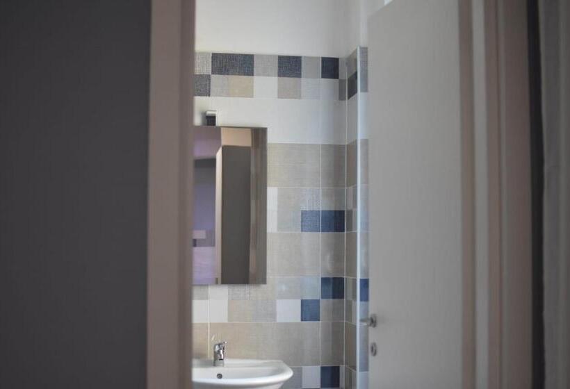 Suite con Idromassaggio, Via Trento 30