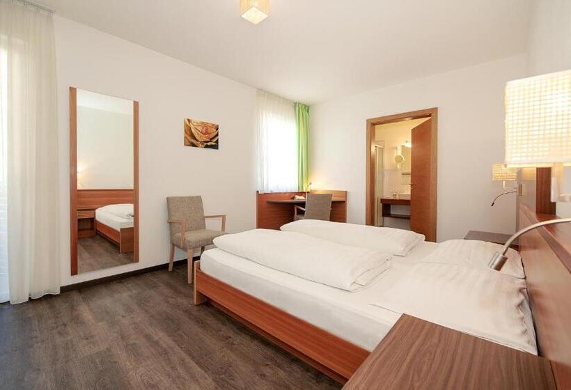 Comfort room with balcony, Gasthof Hotel Terzer