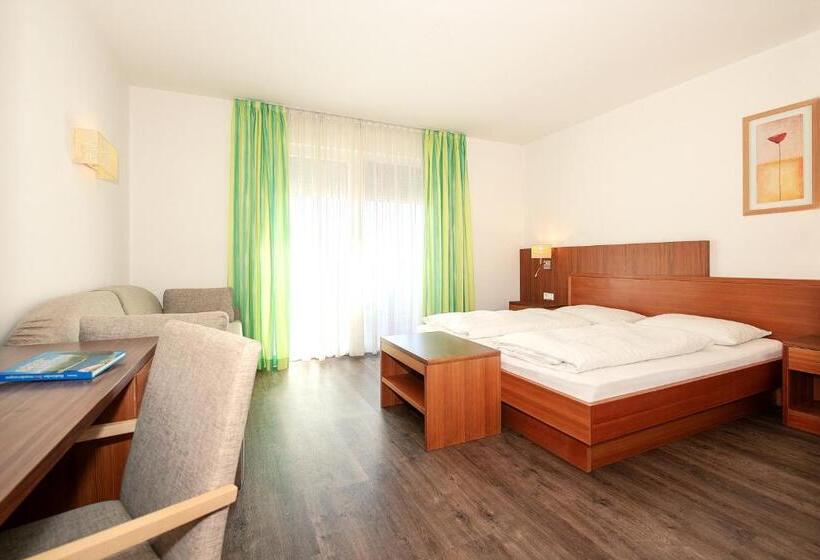 Comfort room with balcony, Gasthof Hotel Terzer