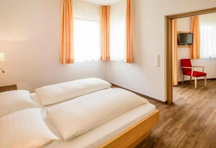 Juniorsviitti Parveke, Gasthof Hotel Terzer